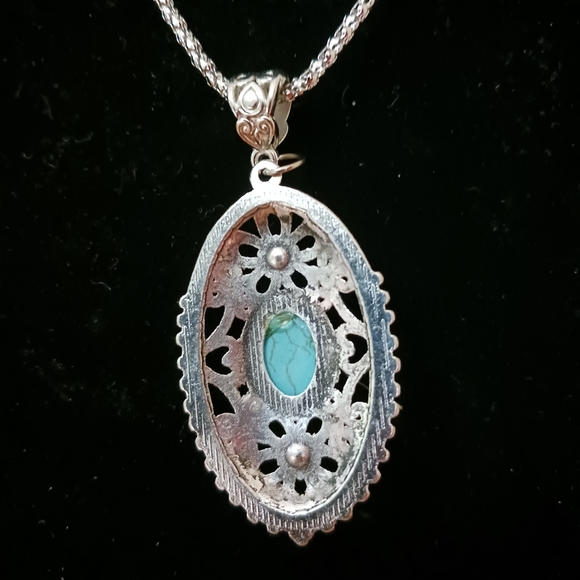 2 item-FAUX TURQUOISE & FLOWER GEMSTONE SILVERTONE NECKLACE & SUNFLOWER EARRINGS - Picture 9 of 10